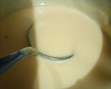 A picture of step 1 of Oreo mango custard.