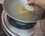A picture of step 6 of Chatpati papdi.