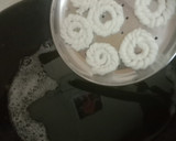 மினி பட்டர் கை முறுக்கு(mini butter murukku recipe in tamil) ரெசிபி ஸ்டேப் 4 புகைப்படம்
