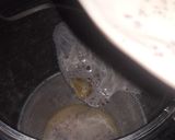 A picture of step 4 of Egg caramel.