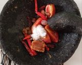 Foto langkah ke 2 dari resep Sambal kol goreng.