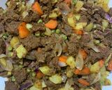 A picture of step 6 of Beef Pasanday in western style.