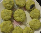 A picture of step 2 of Batata Vada.