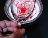 A picture of step 3 of Rose Lassi.