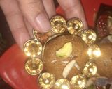 A picture of step 5 of Besan ke ladoo.