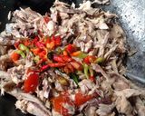 Foto langkah ke 5 dari resep Tongkol Suwir ala Bundae varo.