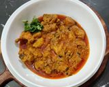 A picture of step 8 of Lahsuni makhani murg (with fresh cream).