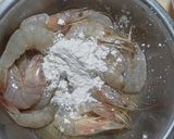 Foto langkah ke 2 dari resep Egg floss butter prawn.