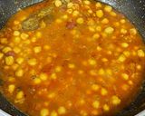 A picture of step 4 of Chana Masala.