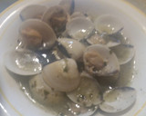 Foto del paso 3 de la receta: Almejas amb salsa marinera verde i vi blanc