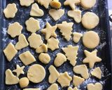 Foto del paso 5 de la receta: Galletitas de manteca fáciles con glasé real
