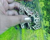 A picture of step 5 of Mehndi n Nikah Themed Cake.