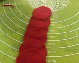 A picture of step 7 of Two-style fondant rose.