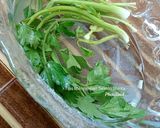 Foto langkah ke 1 dari resep Tips menyimpan Seledri agar tetap Fresh by Shinta.