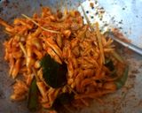 Foto langkah ke 3 dari resep Ayam Suwir Pedas.
