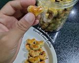 Foto langkah ke 9 dari resep 1 Adonan 2 variasi (Choco Butter Cookies & Garlic Cheese Cookies).