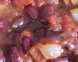 A picture of step 3 of Spring greens and red bean stew.