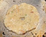 A picture of step 2 of Sabudana Thalipeeth.