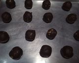 Foto langkah ke 4 dari resep Kue coklat kacang.