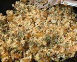 A picture of step 2 of Oats poha.