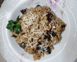 Foto del paso 3 de la receta: Risotto de hongos de pino