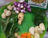 Foto langkah ke 2 dari resep Ayam Rica Kemangi.