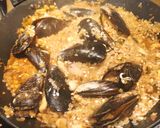 A picture of step 9 of Seafood Paella.