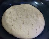 A picture of step 2 of Tawa Chicken Pizza.