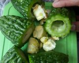 Gambar langkah 1 resipi Kerepek peria.