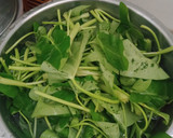 Foto langkah ke 1 dari resep Tumis Kangkung Honje.