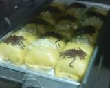 Foto langkah ke 7 dari resep 26. Bolen Pisang Cokelat Keju.