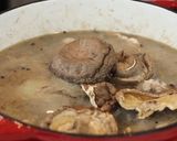 Foto langkah ke 2 dari resep Ramen Jepang : Tori Paitan Bahan Lokal.