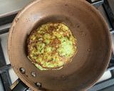Foto del paso 2 de la receta: Tortitas de brócoli y queso