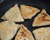 Foto langkah ke 4 dari resep Martabak Madura.