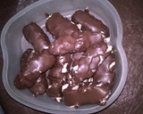 Foto del paso 3 de la receta: Bombones de coco y leche condensada