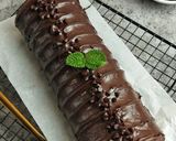 Foto langkah ke 5 dari resep Bolu Gulung Choco Overload.