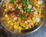A picture of step 6 of Ragda Patties.