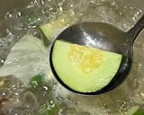 Foto langkah ke 4 dari resep Sayur Asem Bening Jawa Timur.