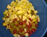 A picture of step 4 of Mix fruit chaat.
