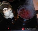 Βαμμένα κόκκινα αυγά για τη νύχτα (τουρσί και γεμιστά) φωτογραφία βήματος 3