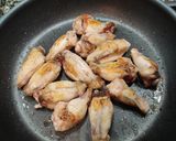 Foto del paso 1 de la receta: Pollo al ajo con cerveza