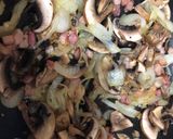 Foto del paso 1 de la receta: Pollo al vino tinto con papas