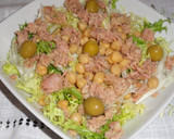 Foto del paso 4 de la receta: Ensalada de garbanzos con atún y escarola