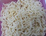Foto langkah ke 1 dari resep Mie Goreng Hemat.