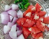 A picture of step 2 of Chana tikka masala.