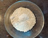 A picture of step 2 of Wholegrain Extravaganza Pizza.