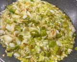Foto del paso 2 de la receta: Sopa de marisco