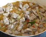 Foto del paso 3 de la receta: Carne guisada con batata, berenjena y castañas