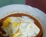 Foto langkah ke 3 dari resep Telor Ceplok Pedas.