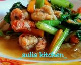 Foto langkah ke 7 dari resep Tumis Phok Coy Udang Wortel Plus Bawang Bombay.